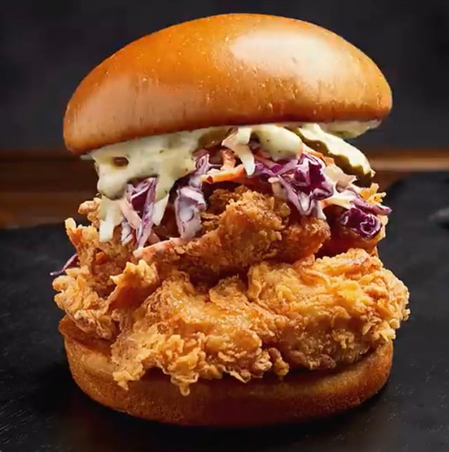 Kick'n Chicken.
